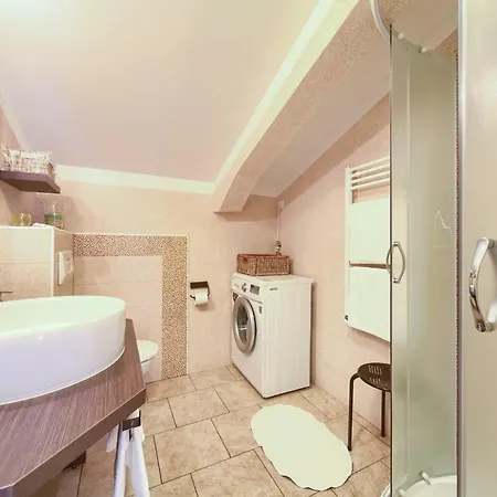 Apartment Muciceva Ravan *